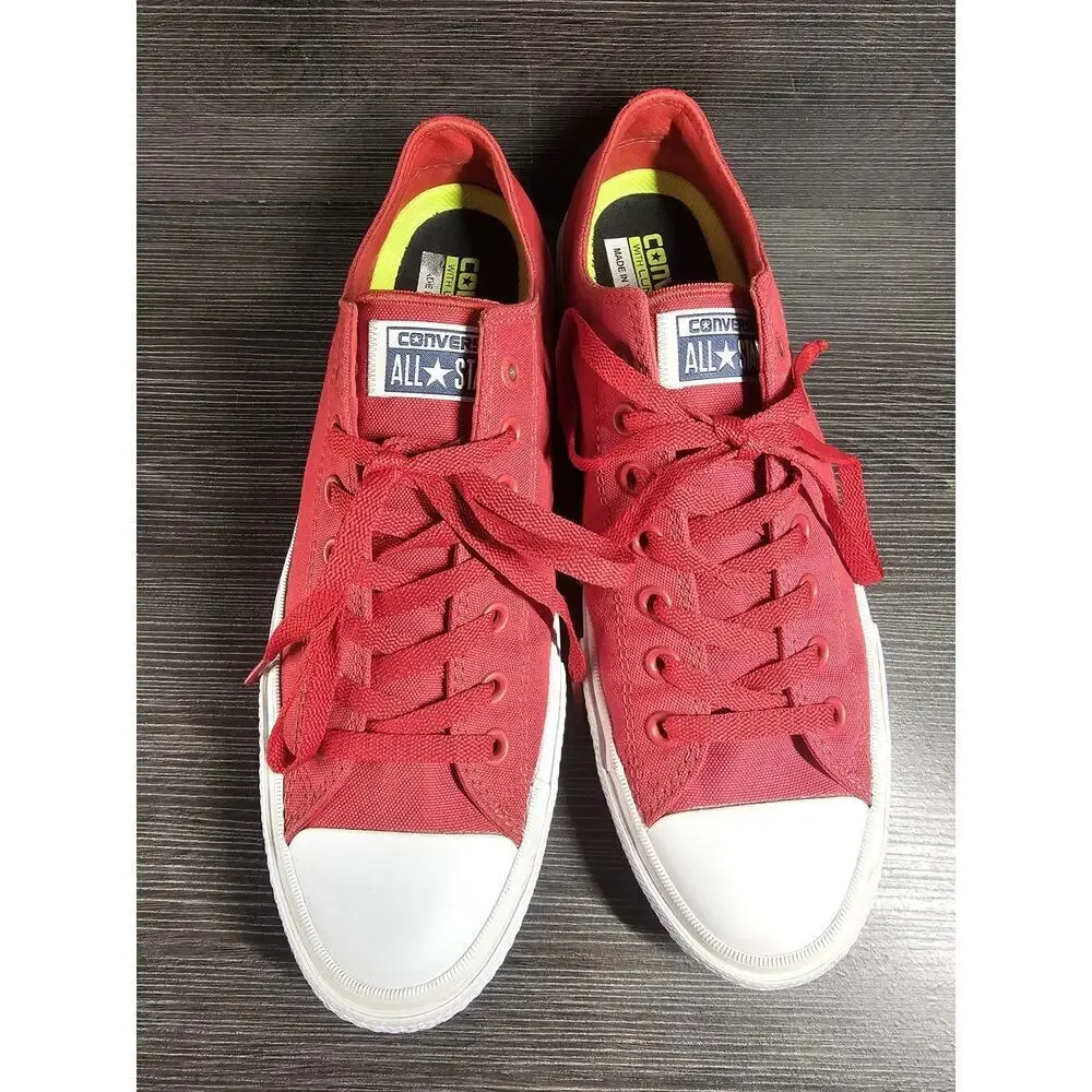 Converse All Star Chuck Taylor II Men's Size 10 Shoes Red White Low Top Sneakers